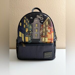 NWT HARRY POTTER DIAGON ALLEY SEQUIN MINI BACKPACK